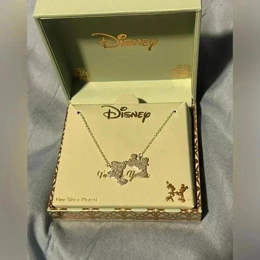 Disney Forever Yours mickey necklace